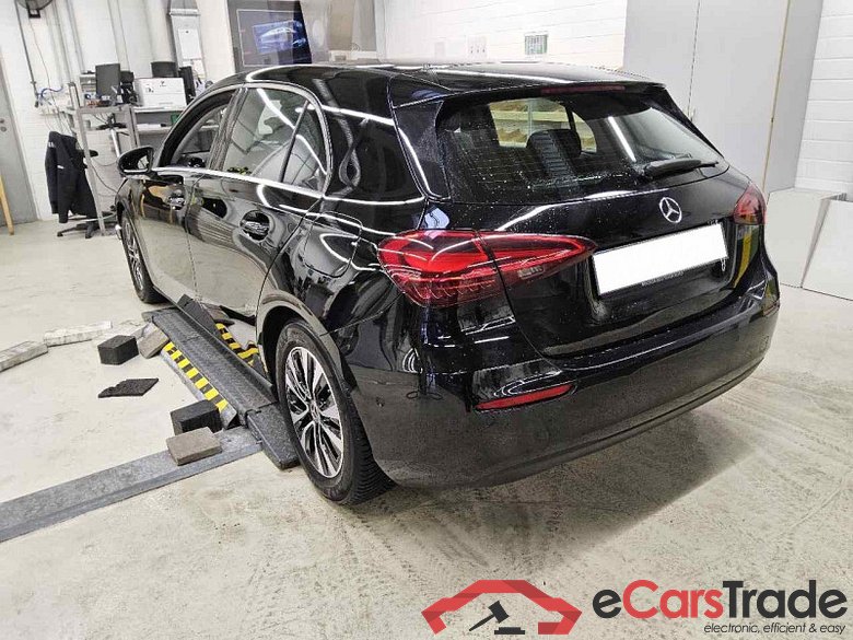 Mercedes-Benz A (BM 177)(03.2018->) DE - LimS5 A 180 EU6e, (EURO 6e), (Facelift) 2024 - 2026 #4