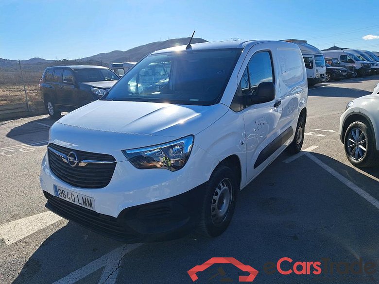 OPEL Combo / 2018 / 3P / furgón derivado de turismo 1.5 TD S/S 75kW(100CV) Express L H1 1000 #1