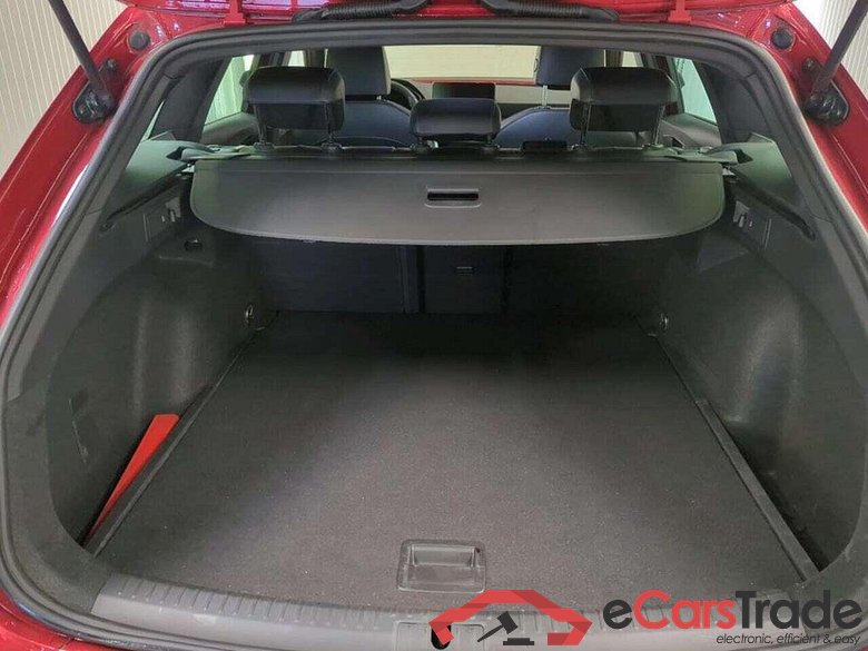 SEAT Leon Sportstourer 1.5 TSI FR Bns Int #4
