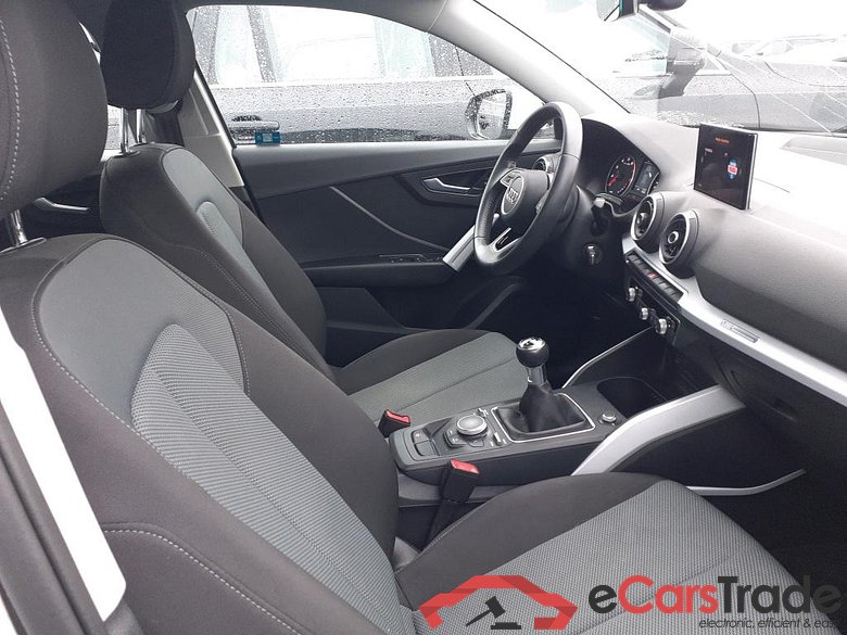 AUDI Q2 / 2016 / 5P / todoterreno Design 30 TFSI 85kW (116CV) #6