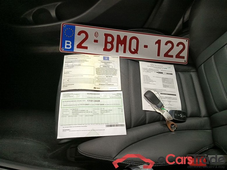 Mercedes-Benz GLC GLC 300 de Business Solution 4MATIC 5d #4