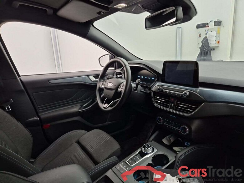 FORD Focus Wagon 1.5 EcoB. Act. XBns #3