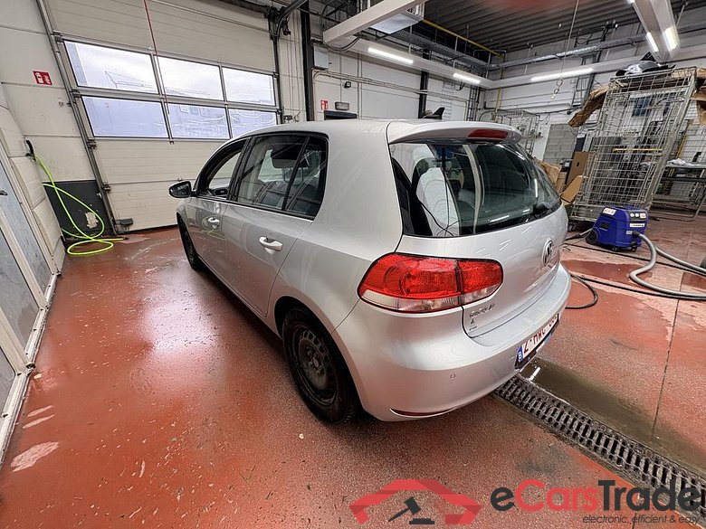 VOLKSWAGEN Golf VI Golf BlueMotion 1.6 l TDI 77 kW (105 PS)5-speed #3