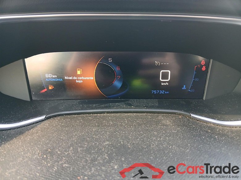 PEUGEOT 308 / 2017 / 5P / berlina con portón 5p Active Pack PureTech 110 S&S (AC) #4