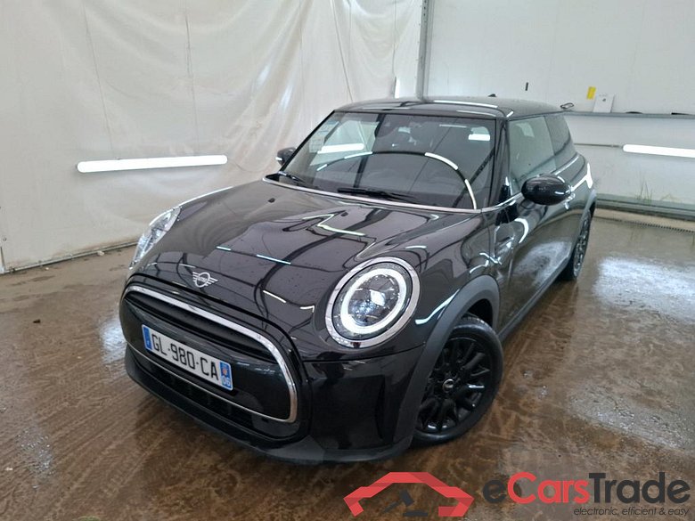MINI Mini / 2021 / 3P / Berline Cooper Edition Camden 136 ch BVA7 #1