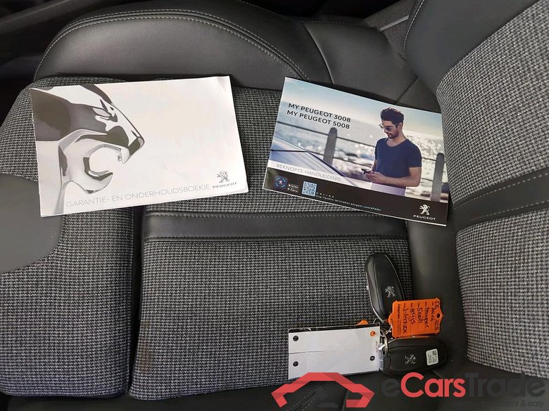 Peugeot 5008 Blue Lease Premium PureTech 130 EAT 5d #4