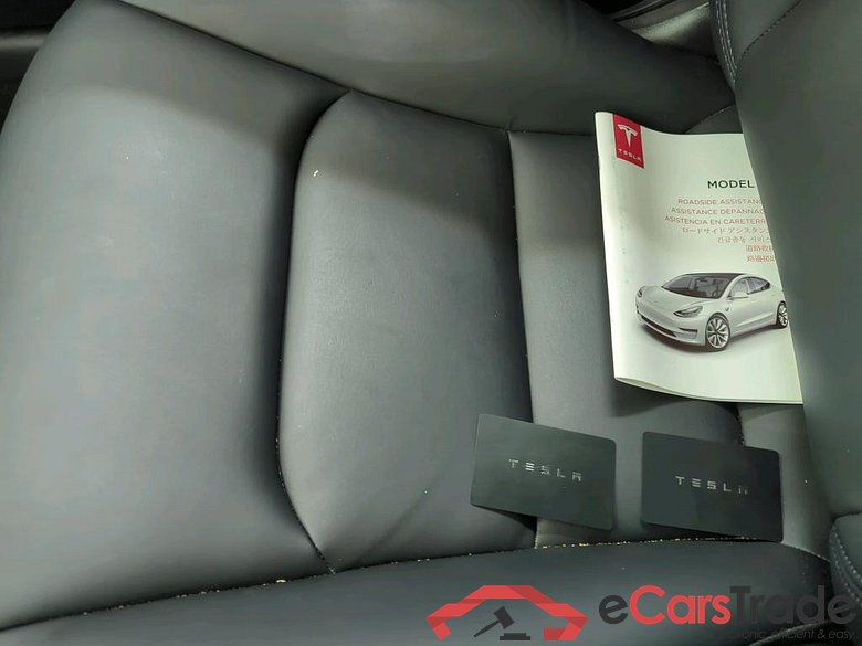 Tesla Model 3 Long Range Dual Motor AWD 4d #4