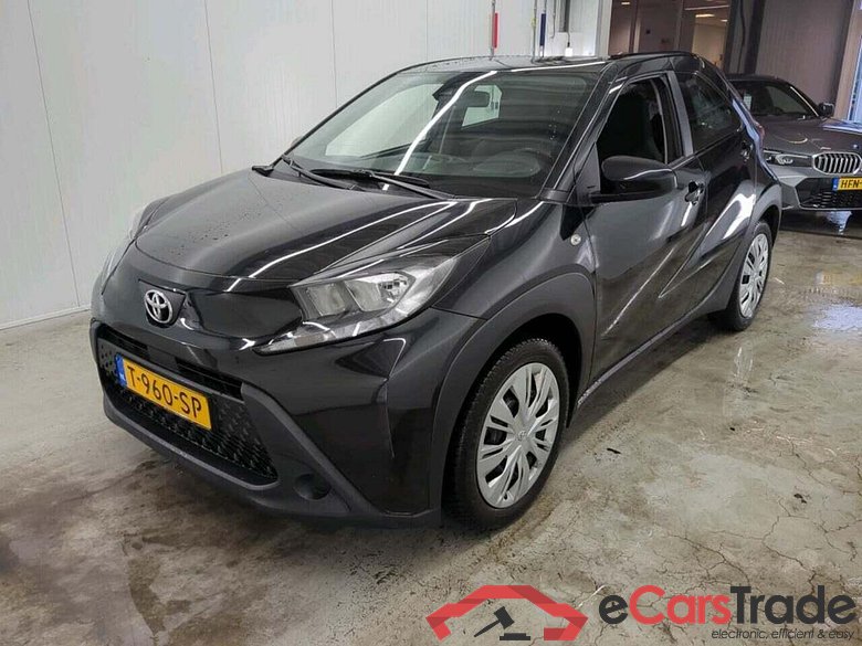 TOYOTA Aygo X 1.0 VVT-i MT Play