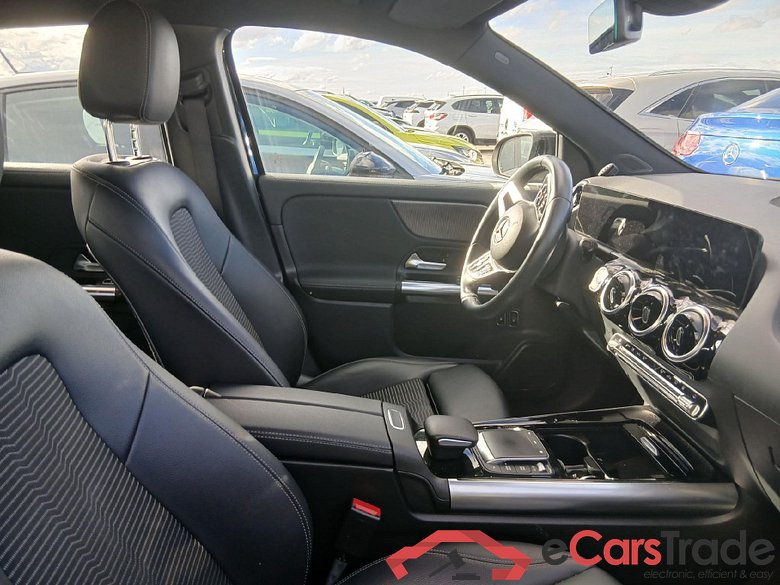 MERCEDES-BENZ GLA / 2020 / 5P / todoterreno GLA 250 e #6