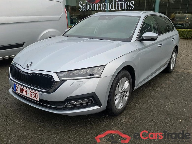 SKODA - SKO OCTAVIA COMBI TSI 150PK DSG7 Clever * PETROL *