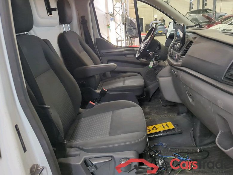 Ford Transit Custom 2.0 TDCi 320 L2H1 Trend 130pk 4d #3