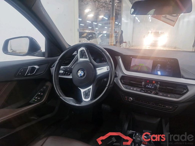 Série 1 Berline 118 i Lounge 1.5 135CV BVA7 E6d #5