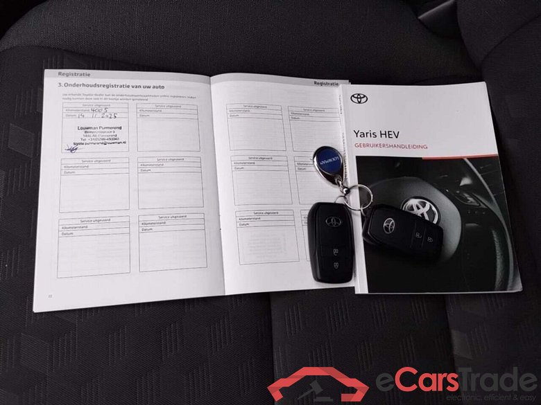 TOYOTA YARIS 1.5 Hybrid 115 First Edition #6