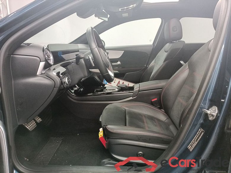 Mercedes-Benz A-Klasse Limousine A 250e Business Solution 4d #3