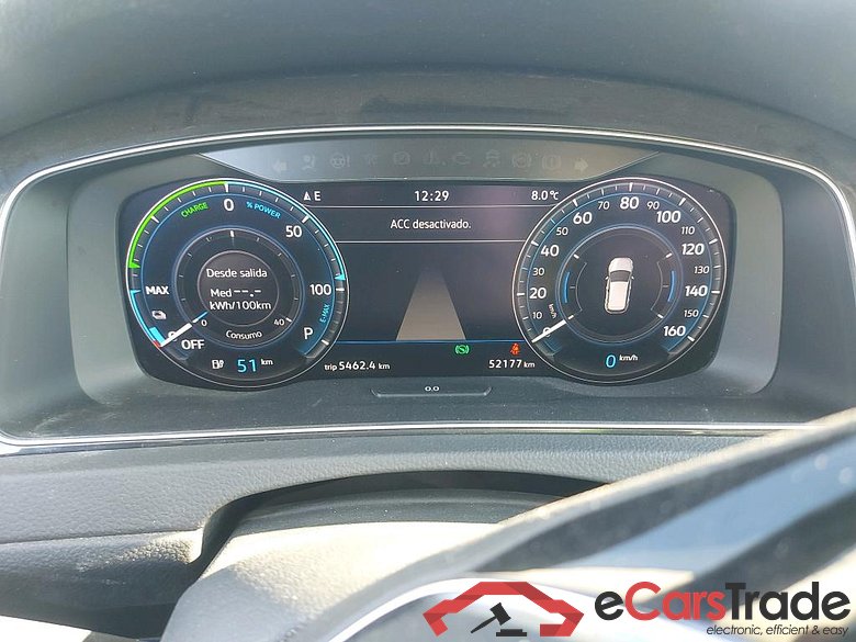 VOLKSWAGEN Golf / 2016 / 5P / berlina con portón e-Golf ePower 110 kW (136CV) #4