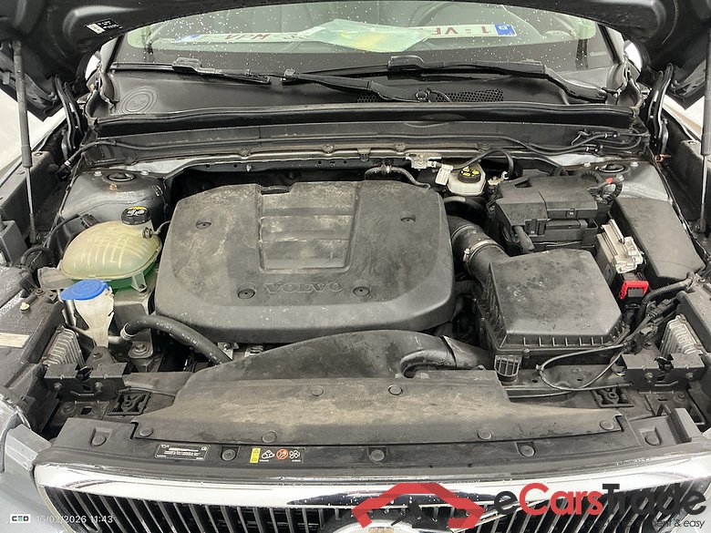 VOLVO XC40 1.5 T3 #6