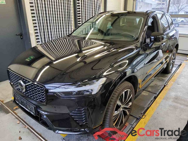 Volvo XC60 (03.2017->) DE - SUV5 B5 (Benzin) AWD EU6d, Ultimate Dark Mild-Hybrid (EURO 6d), (Facelift)