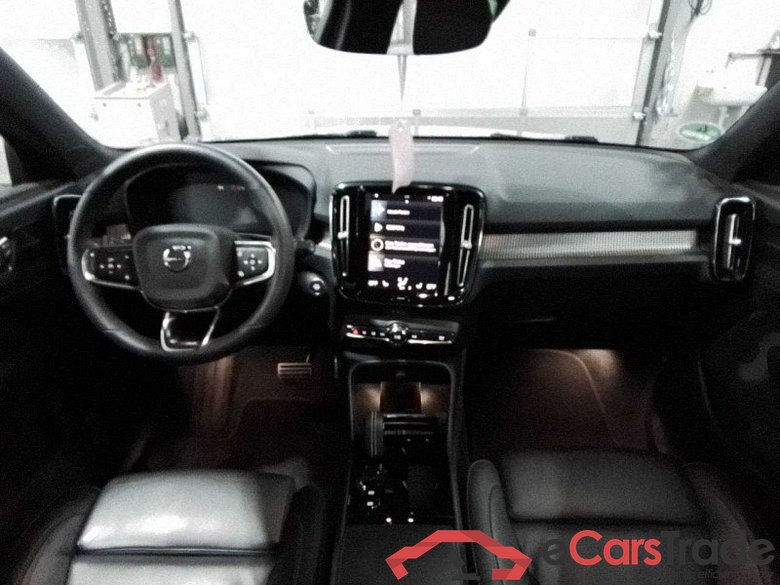 Volvo XC40 (2017->) DE - SUV5 B4 2WD EU6d, R-Design (EURO 6d), 2020 - 2022 #2