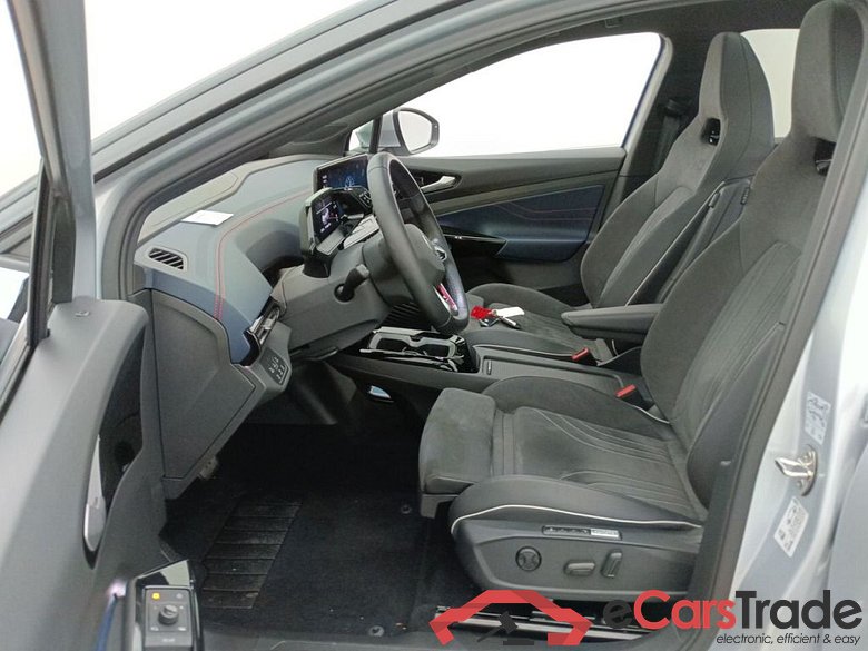 VOLKSWAGEN ID.5 77 kWh GTX (220 kW) 5d #3