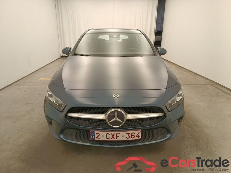 Mercedes-Benz A-Klasse A 250 e Luxury Line 5d #5