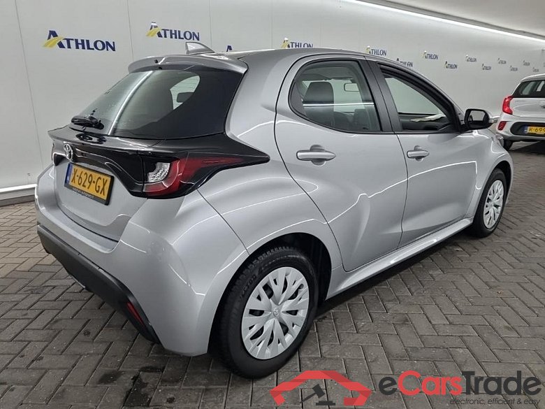 TOYOTA Yaris 1.5 VVT-i Active 5D 92kW #3