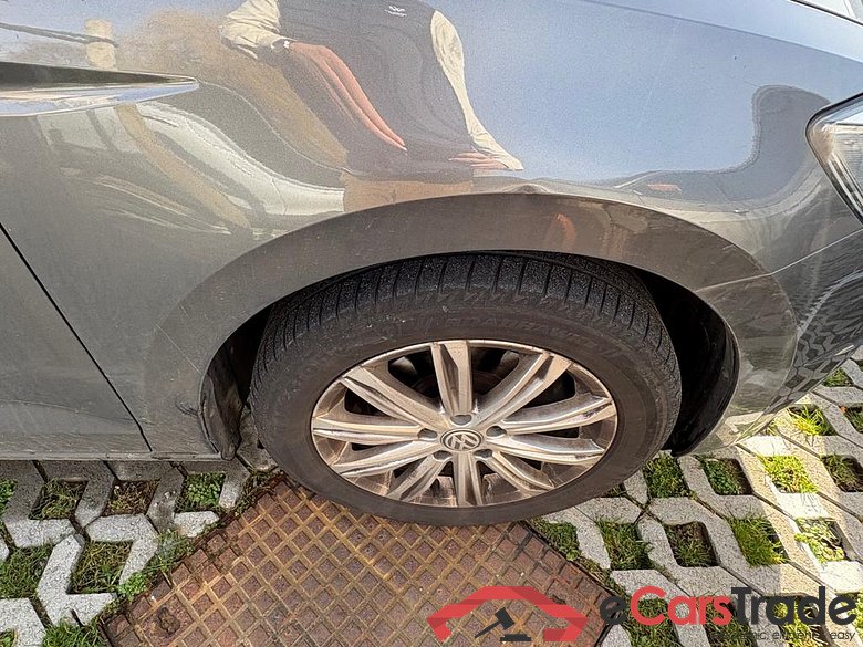 VOLKSWAGEN Touran Touran 1.4 TSI Highline DSG #6