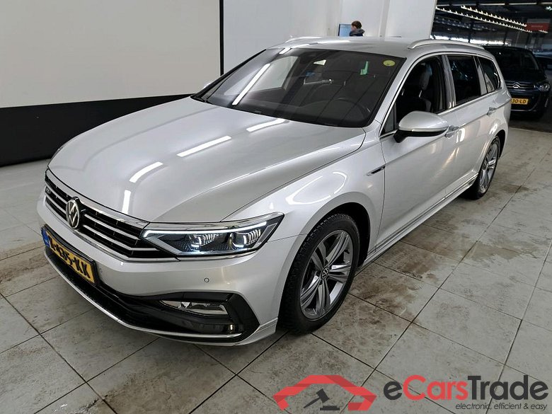Volkswagen Passat Variant 2.0 TDI 140kW 7-DSG R-Line Business+ 5d
