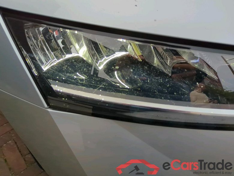 SKODA Octavia Combi 81 kW #4