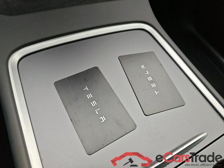 Tesla Model Y 258 kW #6