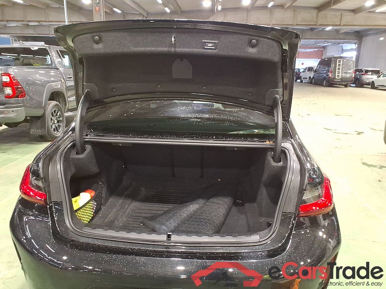 BMW 3 SERIES BERLINE 2.0 318DA (100KW) BERLINE #3