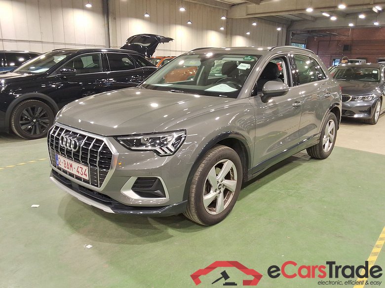 AUDI Q3 1.5 35 TFSI S TR ADVANCED BUSINESS ED