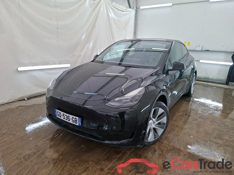 TESLA Model Y / 2021 / 5P / SUV RWD