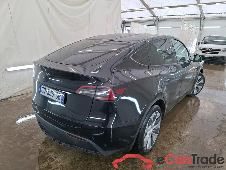 TESLA Model Y / 2021 / 5P / SUV RWD #4