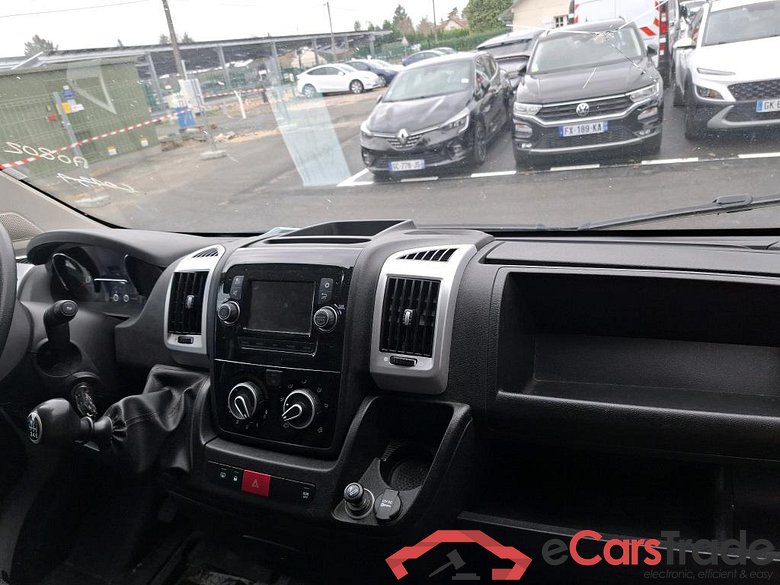 FIAT Ducato VU 4p Fourgon 3 0 M H2 2 0 Multijet 115 Pack Pro Nav #5