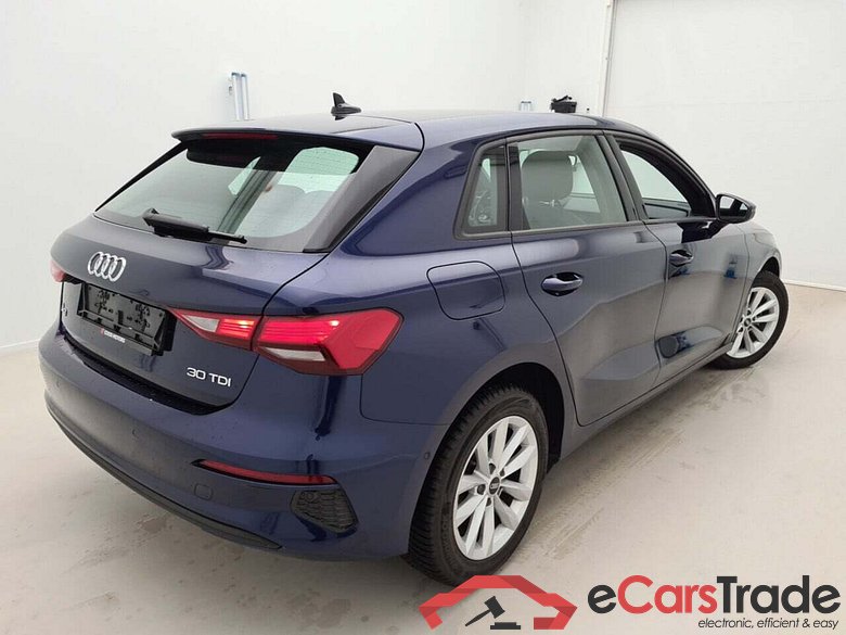 AUDI A3 SPORTBACK 2.0 30 TDI ATTRACTION #2
