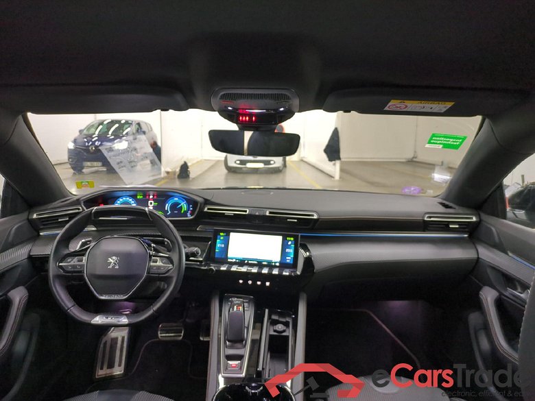 PEUGEOT 508 SW / 2018 / 5P / Break HYBRID 225 E-EAT8 GT #5