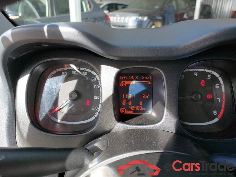 FIAT PANDA / 2011 / 5P / BERLINA 1.0 FIREFLY 70CV SeS HYBRID #4