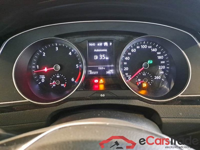 VOLKSWAGEN PASSAT / 2014 / 5P / STATION WAGON VARIANT2.0TDI 110KW BUSINESS BMT DSG #4