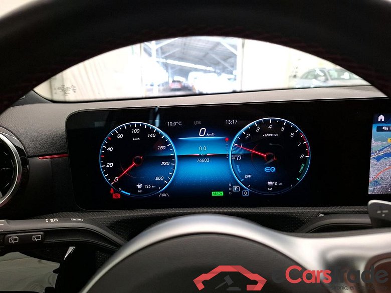 MERCEDESBENZ Classe A Compact  2018  5P  Berline A 250 e AMG Line 8GDCT #6