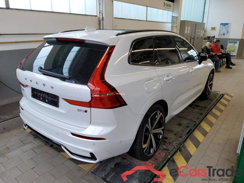 Volvo XC60 (03.2017->) DE - SUV5 B5 (Benzin) AWD EU6d, Ultimate Dark Mild-Hybrid (EURO 6d), (Facelift) #3