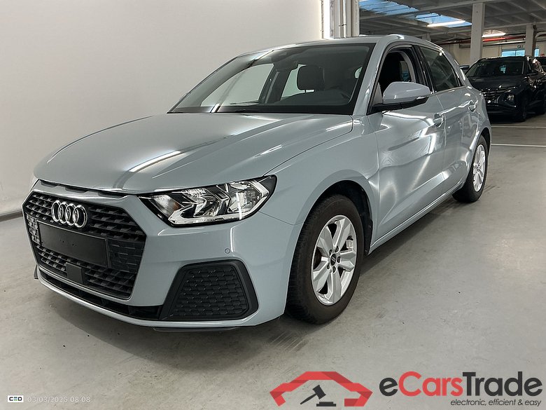 AUDI A1 1.0 25 TFSI ATTRACTION #1