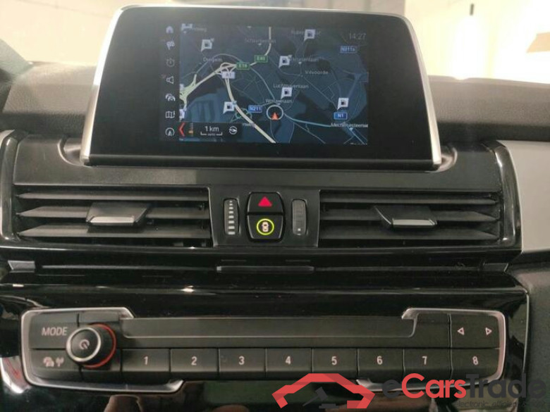 BMW 216d Active Tourer Aut. LED-Xenon Navi KeylessGo Camera Klima PDC ... #6