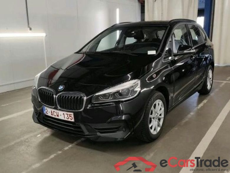 BMW 216d Active Tourer Aut. LED-Xenon Navi KeylessGo Camera Klima PDC ... #1
