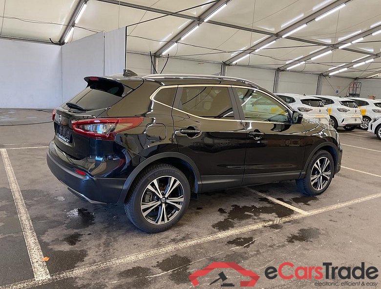 NISSAN Qashqai Qashqai 1.3 DIG-T N-Connecta DCT #2