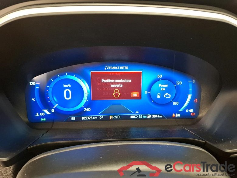 FORD Kuga / 2019 / 5P / SUV 2.5 Dur 225 hybrid PHEV Pshift Titanium #6