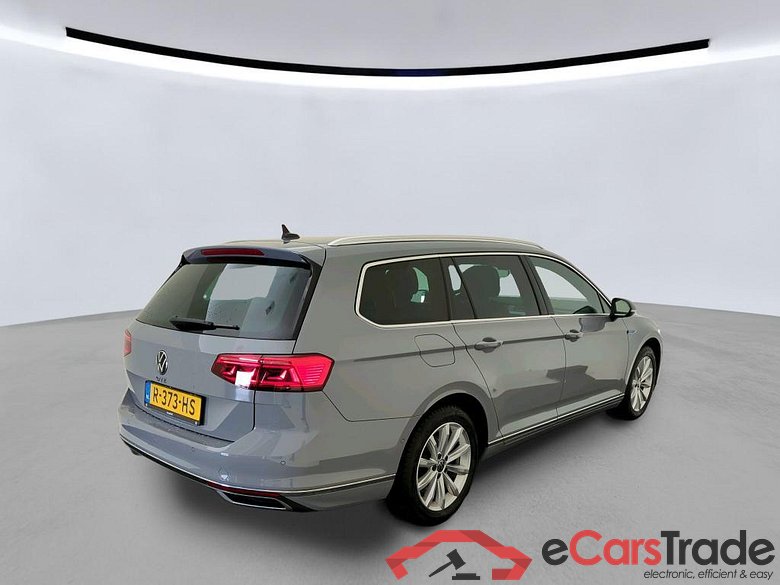 VOLKSWAGEN Passat Variant 115 kW #6