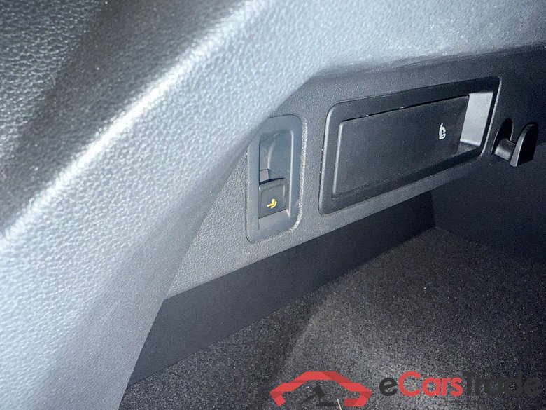 VOLKSWAGEN Tiguan Tiguan Highline 4MOTION 2,0 l TSI OPF 169 kW (230 PS) 7-Gang-Doppelkupplungsgetriebe DSG #2