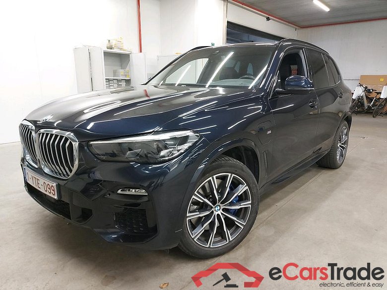 BMW - BMW X5 xDrive45e 320PK M Sport Pack Business Plus With Vernasca Heated Leather Comfort Seats & Parking Assistant Plus & 20 Inch Alloy  * HYBRID *