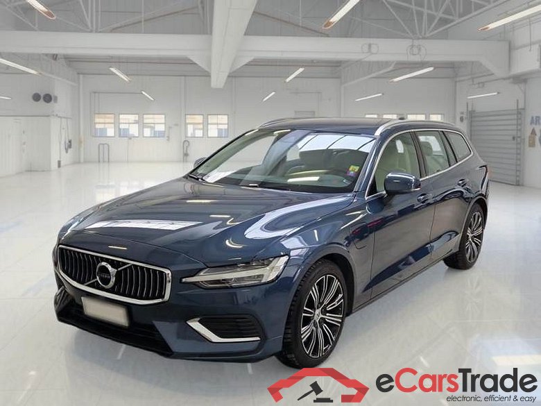 VOLVO V60 / 2019 / 5P / STATION WAGON T8 PLUG-IN AWD AUTOM.RECH.INSCRIPTION #1