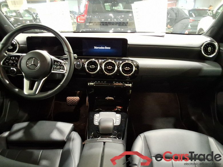 MERCEDES-BENZ A-CLASS 1.3 A 250 E BUSINESS LINE DCT #6